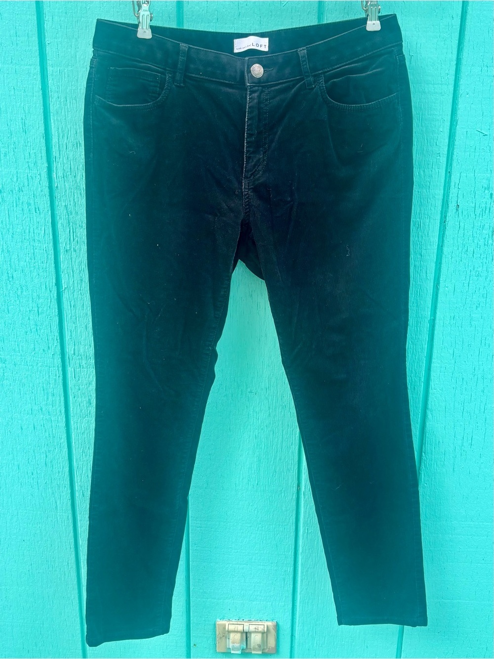 LOFT Curvy Skinny Corduroy Pants in Black Women’s Size 10
